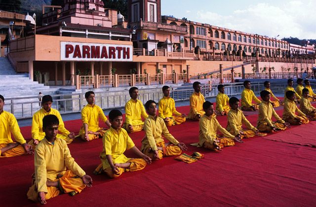 Parmarth School of Yoga