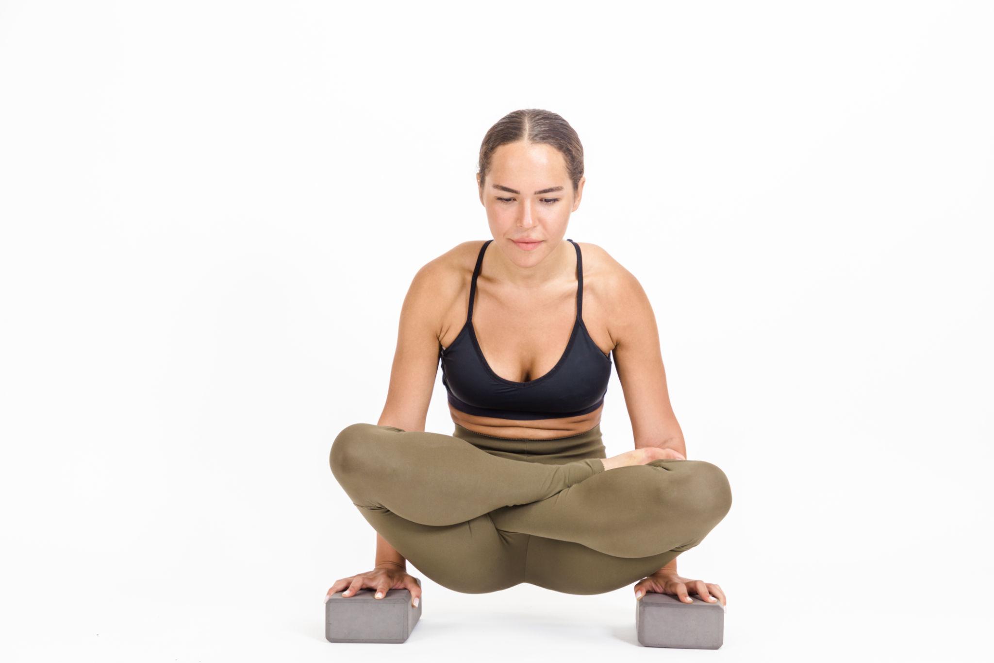 tolasana